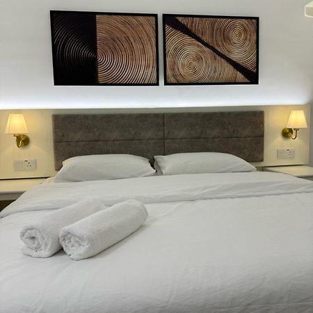 52 The Grace Hotel Муар Екстериор снимка